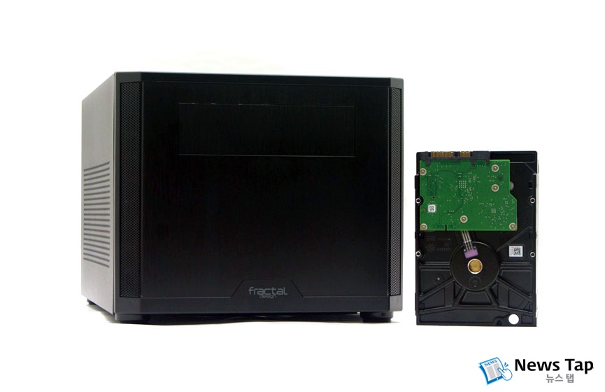 3.5인치 HDD와 크기 비교