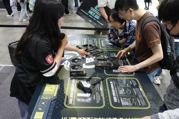 MSI의 쉬운 DIY 기능을 직접 체험할 수 있는 공간이 마련되었다.