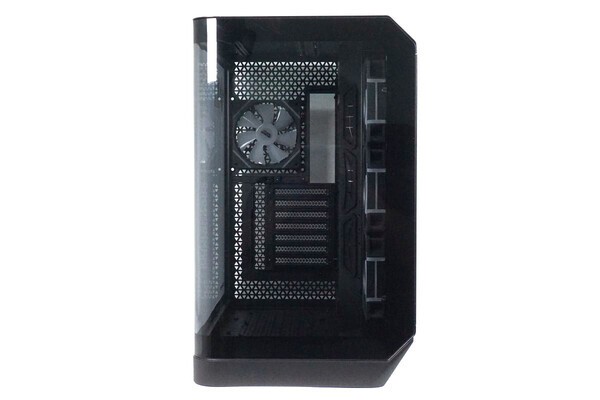데스크테리어의 새로운 정점 ‘darkFlash DY570 ARGB BTF’