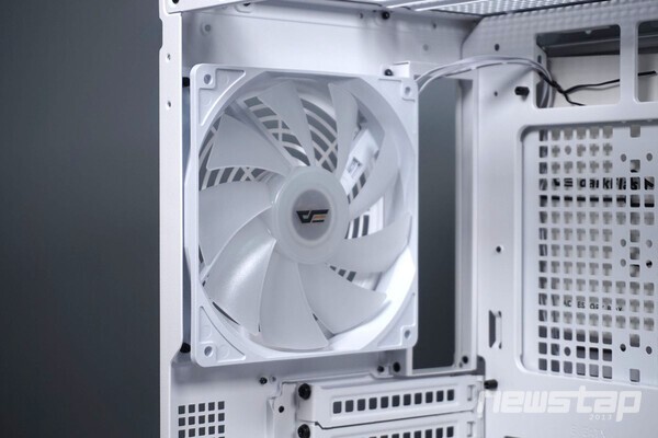 후면부 기본 냉각팬