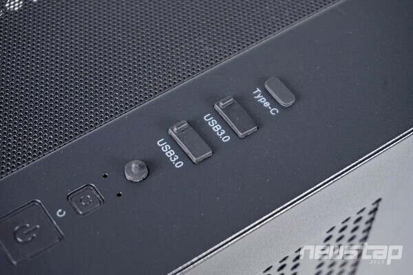 이물질 유입을 막기 위한 고무마개를 제공한다.