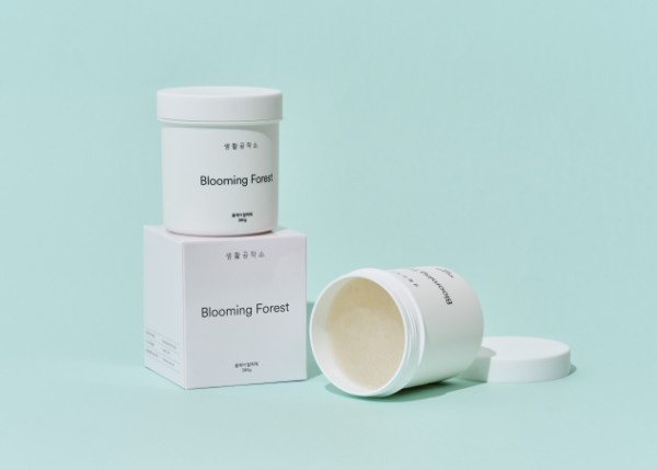 생활 속 악취를 99% 제거하는 고체형 ‘룸케어 탈취제’