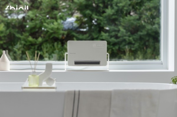 신일 ‘욕실 PTC 온풍기’ / 사진제공=신일전자